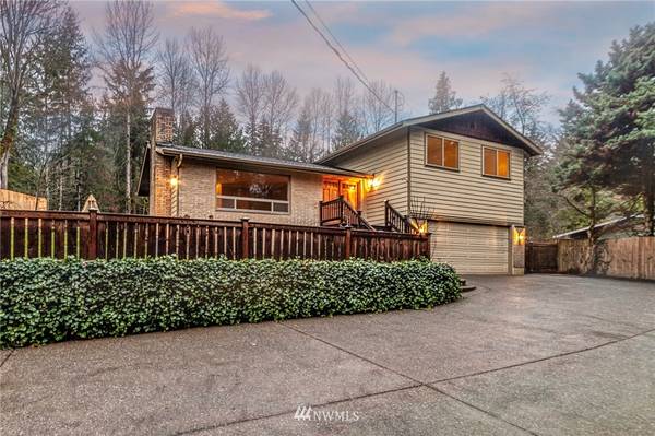 13631 196th AVE SE, Renton, WA 98059