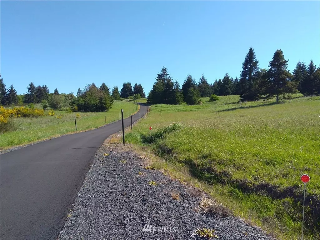 Winlock, WA 98596,359 Hale RD W