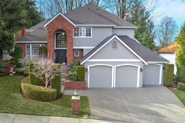 5884 NW Lac Leman DR, Issaquah, WA 98027