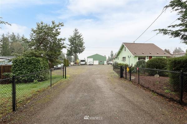 5425 44th Ave E, Tacoma, WA 98443