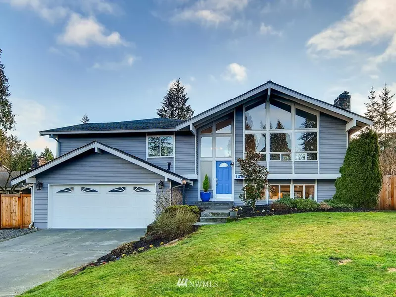 12617 SE 75th PL, Newcastle, WA 98056