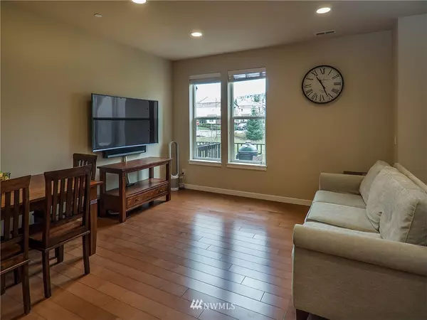 Issaquah, WA 98029,1273 NE Hickory LN