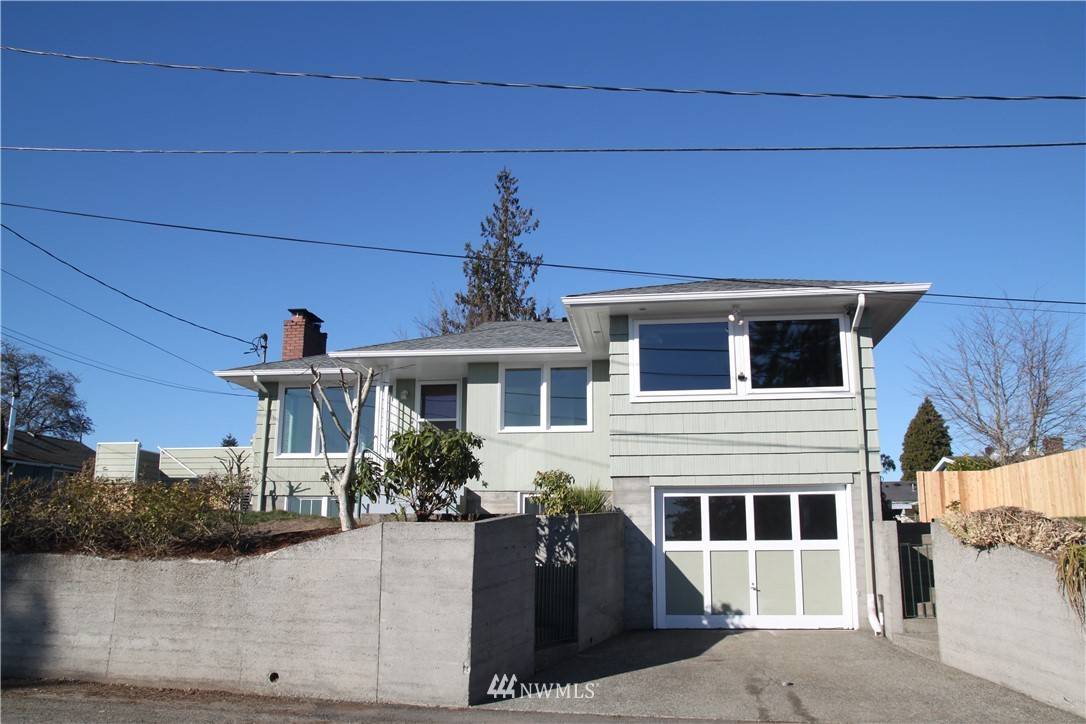 605 S Charleston AVE, Bremerton, WA 98312
