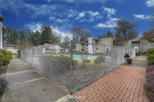 Lakewood, WA 98498,7425 Ruby DR SW #C4