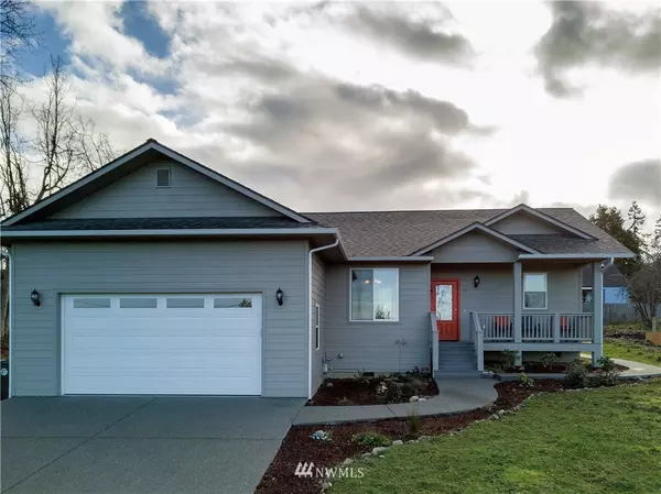 1048 Olympus ST, Port Angeles, WA 98362