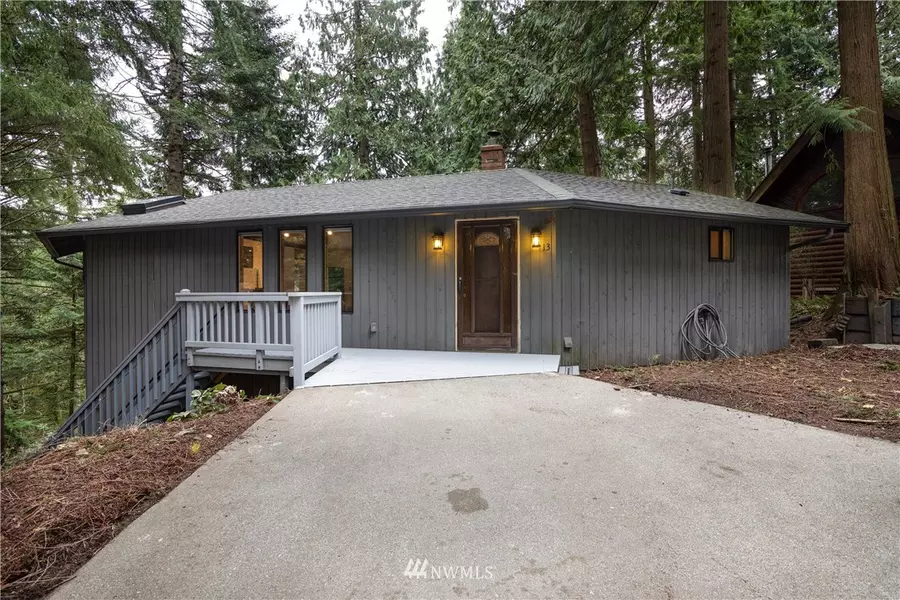 13 N Summit DR, Bellingham, WA 98229