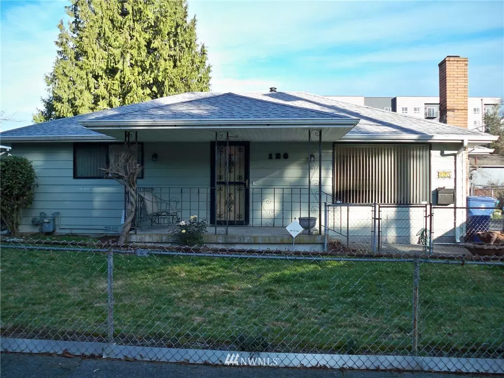 Burien, WA 98146,126 SW 115th ST