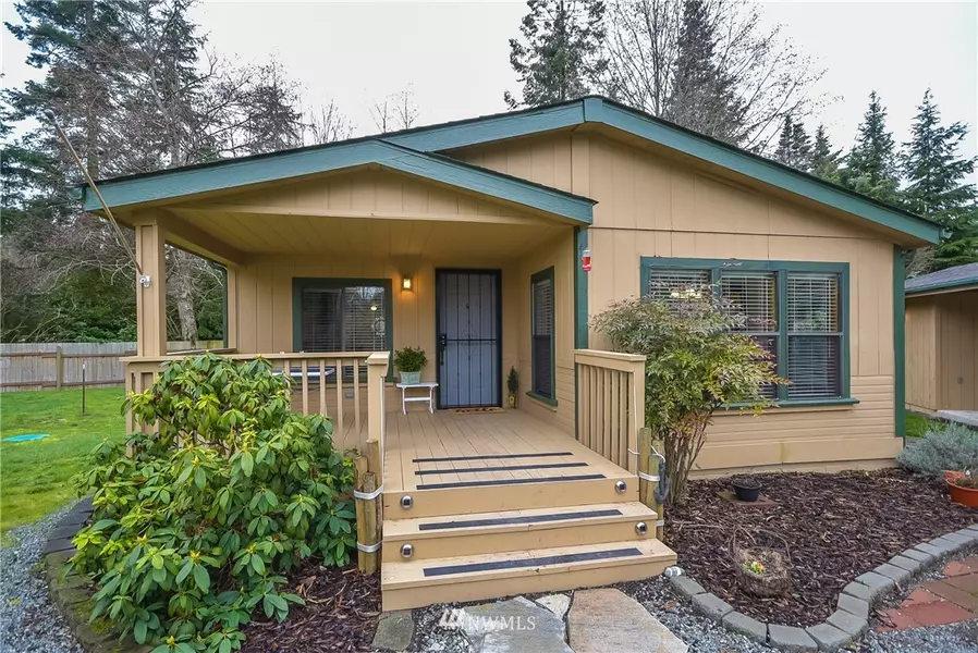 408 Sycamore RD, Coupeville, WA 98239