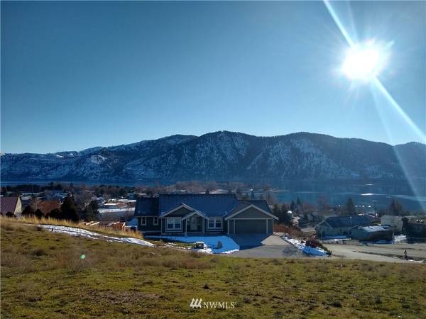 48 Nickelview DR, Manson, WA 98831