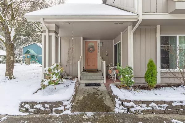 12217 NE 148th CT, Kirkland, WA 98034