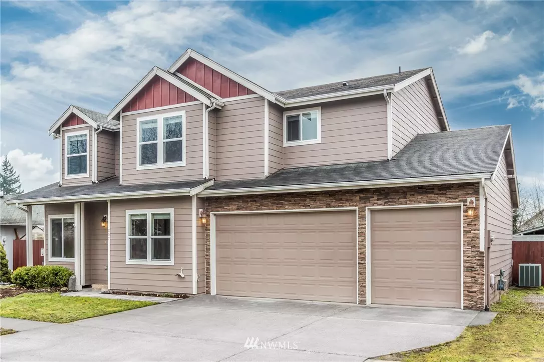 Yelm, WA 98597,807 Mountain Aire LN NW