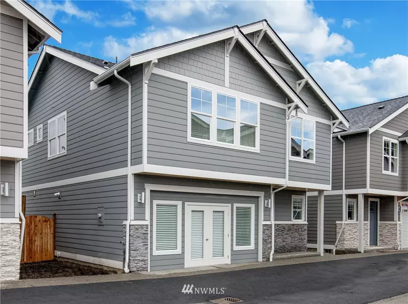 21236 80th AVE W, Edmonds, WA 98026