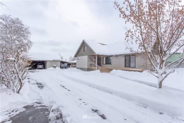 1325 Methow ST, Wenatchee, WA 98801