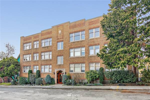 4235 Brooklyn AVE NE ##402, Seattle, WA 98105