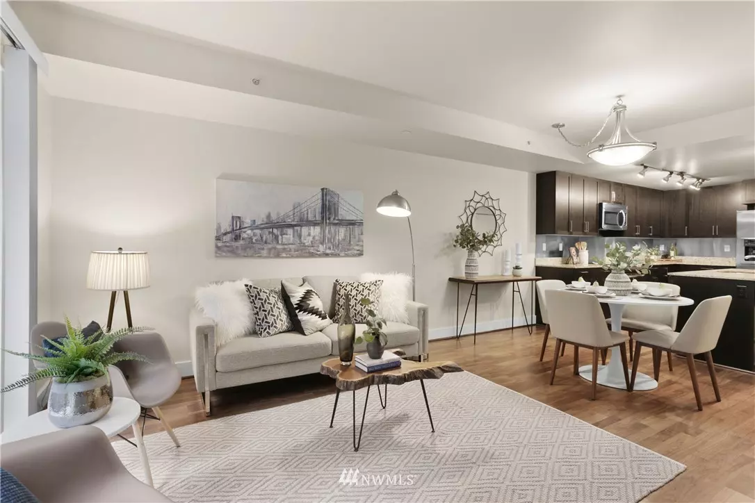 Seattle, WA 98109,699 John ST #107