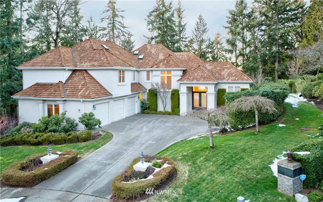 5200 Jung Frau PL NW, Issaquah, WA 98027