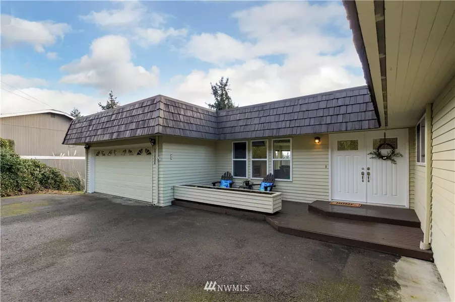 11404 Karshner Rd E, Edgewood, WA 98372