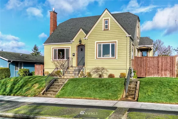 3015 S 9th ST, Tacoma, WA 98405