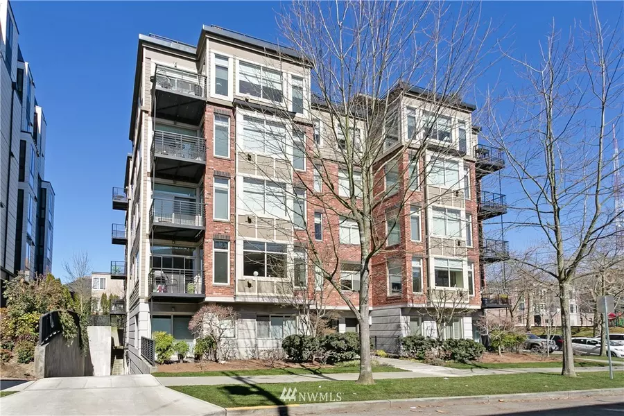 200 W Comstock ST #304, Seattle, WA 98119