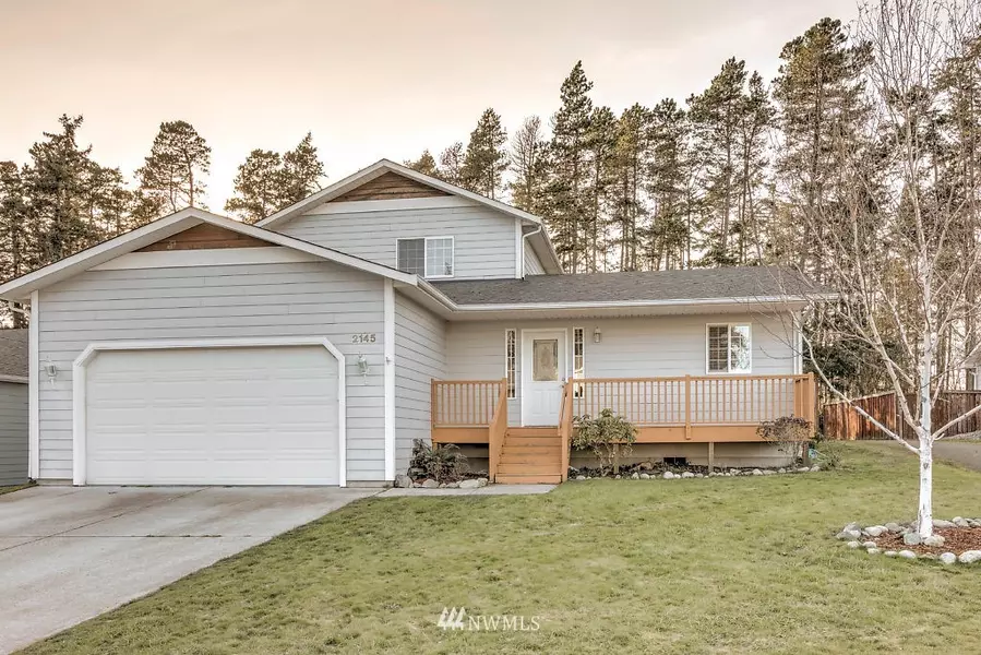 2145 SW Rosario PL, Oak Harbor, WA 98277