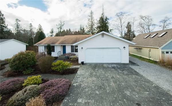 8209 Comox RD, Blaine, WA 98230