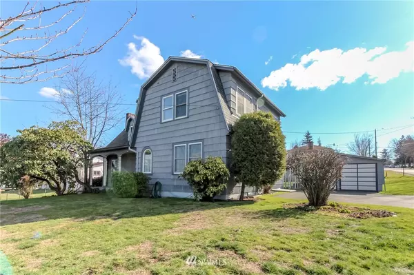 1203 S 101st ST, Seattle, WA 98168