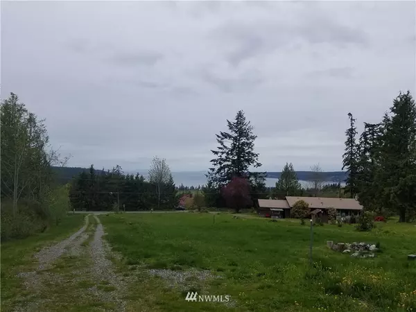 Sequim, WA 98382,830 Old Gardiner