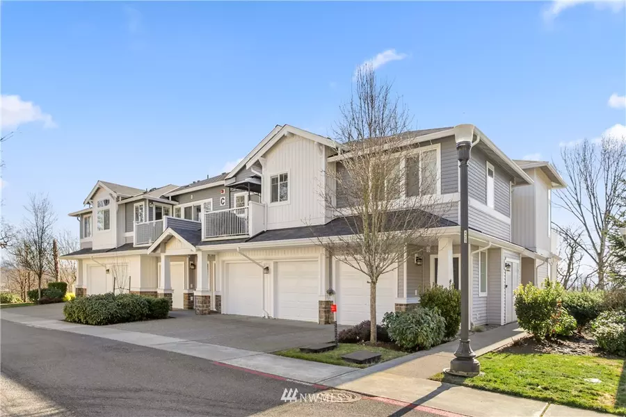 4001 S 211th PL #C6, Seatac, WA 98198