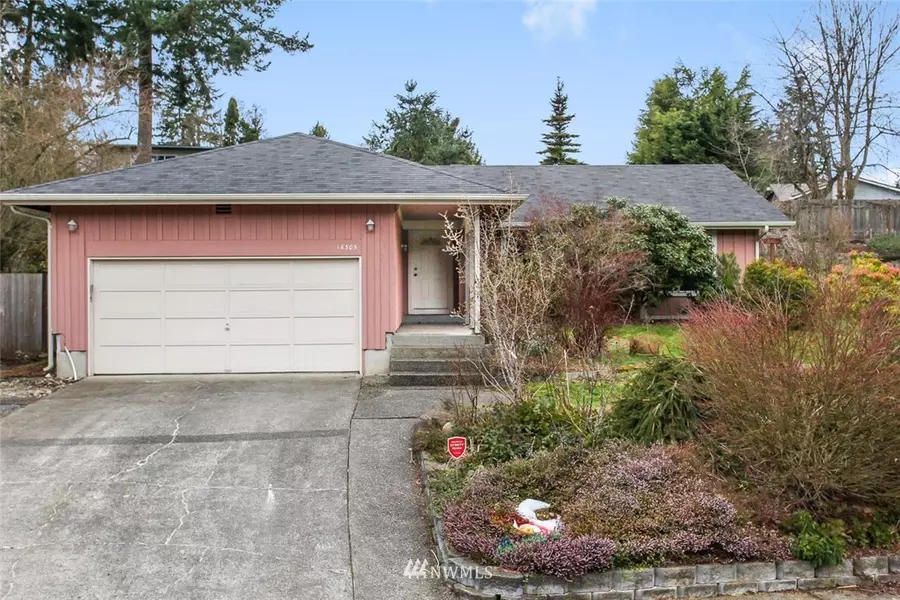 16305 134th AVE SE, Renton, WA 98058