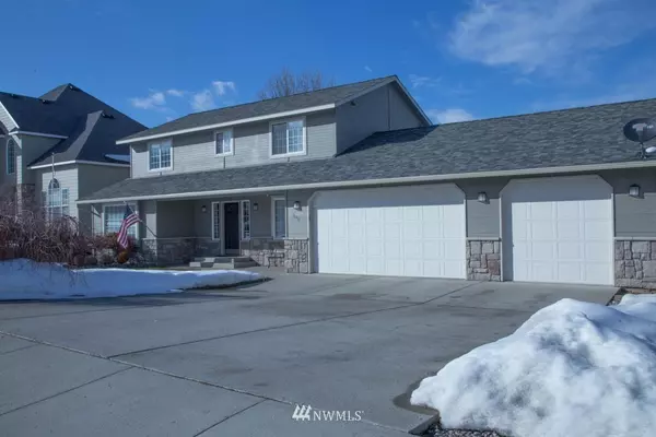 Wenatchee, WA 98801,1640 Rainier ST