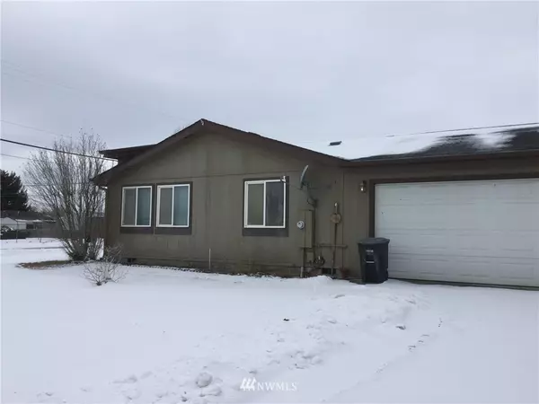 713 S D ST, Moses Lake, WA 98837