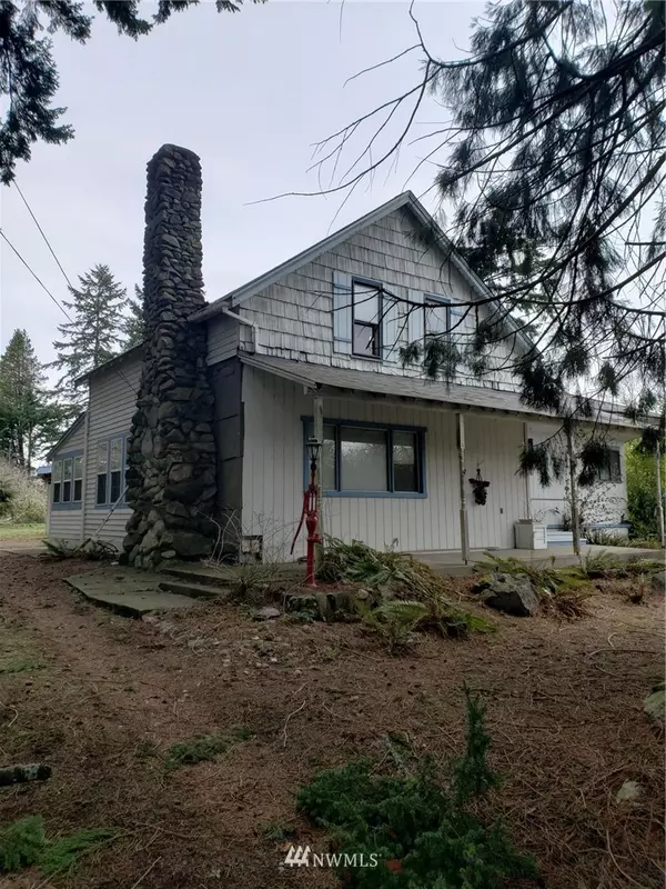 10322 SW Cemetery RD, Vashon, WA 98070