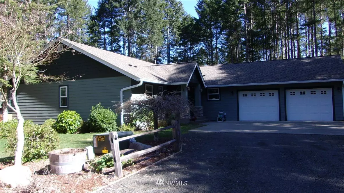 Hoodsport, WA 98548,40 N Beaver PL N