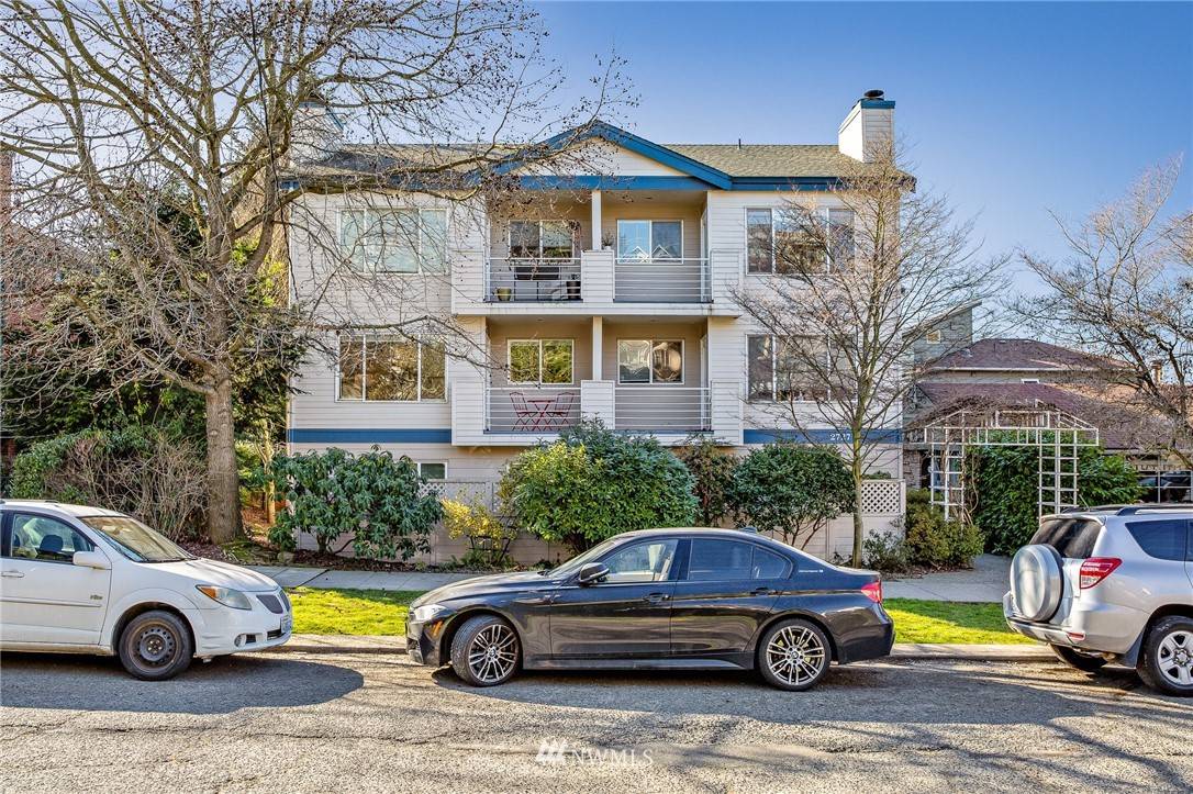 2727 Franklin AVE E #B204, Seattle, WA 98102