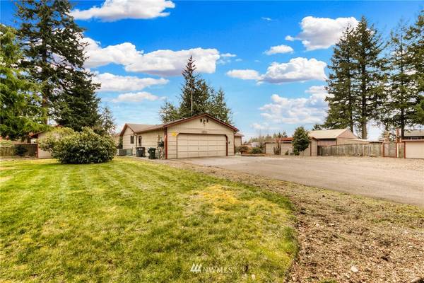 16714 46th StCt E, Lake Tapps, WA 98391