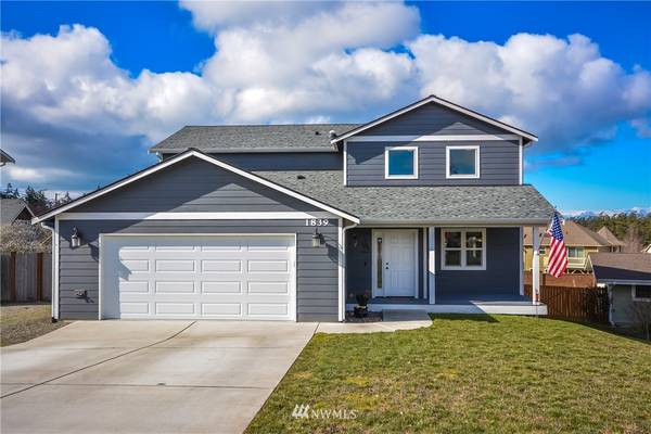 1839 SW Union ST, Oak Harbor, WA 98277