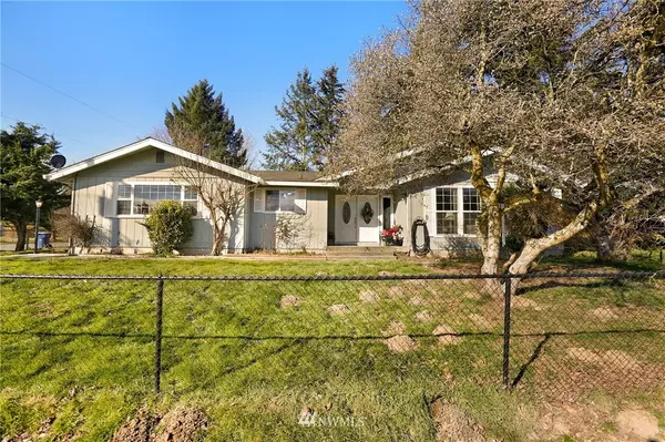 1011 180th ST SW, Lynnwood, WA 98037