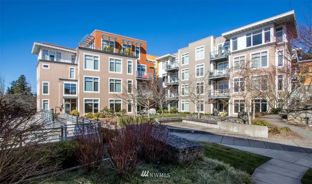 170 Harbor Square LOOP NE #A#310, Bainbridge Island, WA 98110