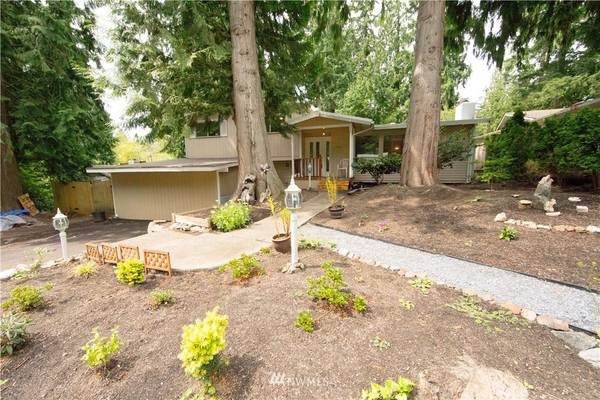 13726 1st PL W, Everett, WA 98208