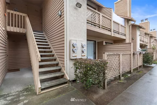 12434 Ambaum BLVD SW #B106, Seattle, WA 98146