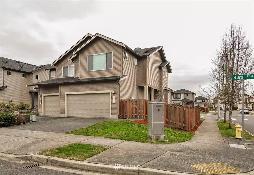 1018 43rd CT NE, Auburn, WA 98002