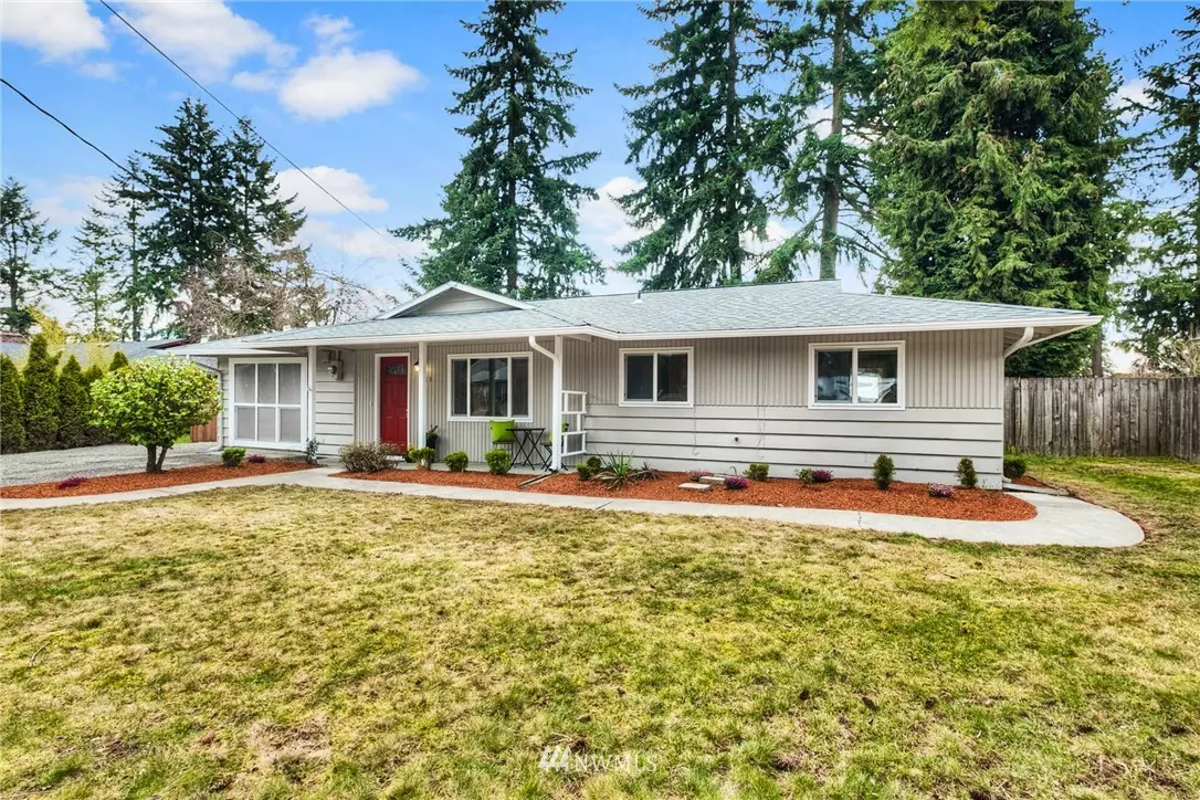 Renton, WA 98056,3715 NE 22nd PL