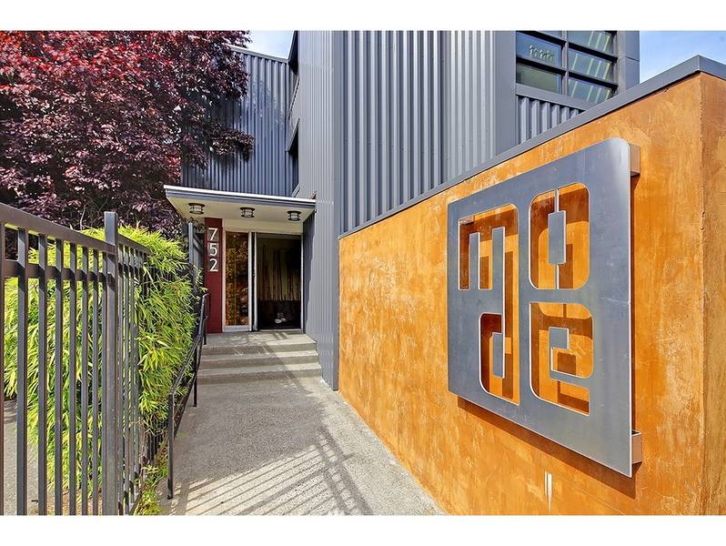 752 Bellevue AVE E #303, Seattle, WA 98102