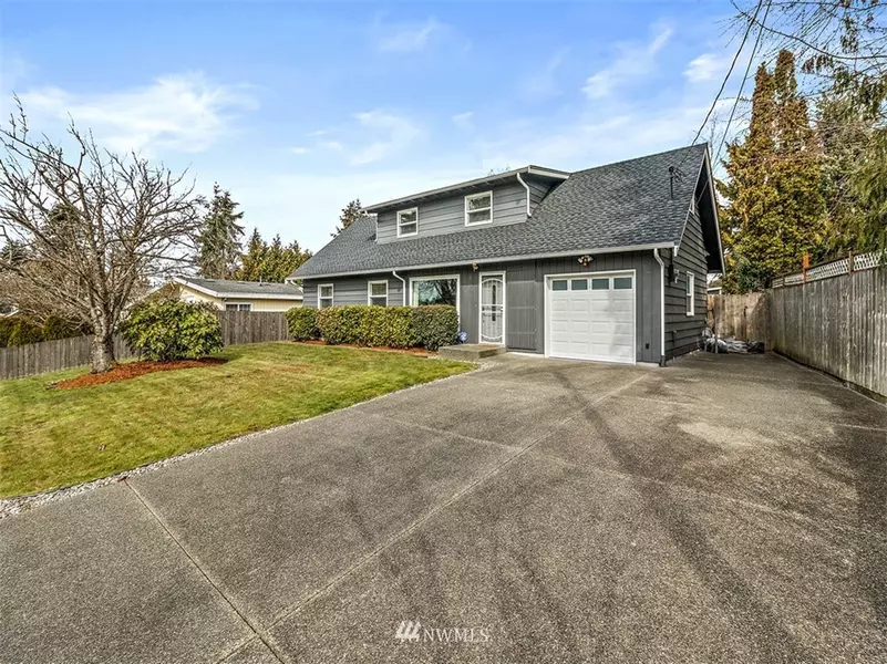1730 S 262nd PL, Des Moines, WA 98198
