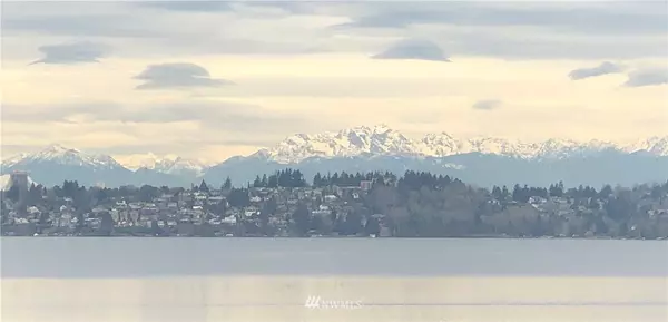 Kirkland, WA 98033,5210 Lake Washington BLVD NE