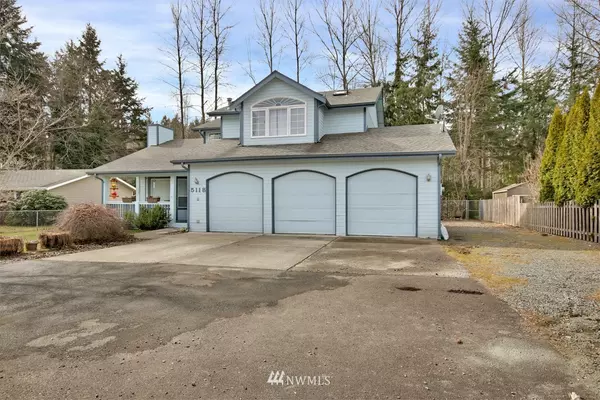 5118 W Tapps DR E, Lake Tapps, WA 98391