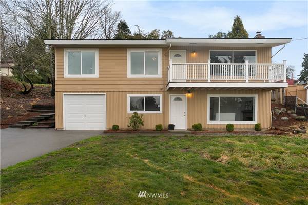 9524 S 218th ST, Kent, WA 98031