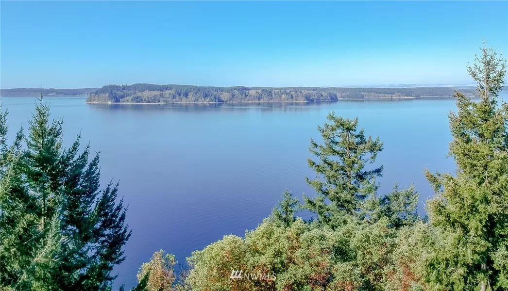 1092 Paiute TRL, Fox Island, WA 98333