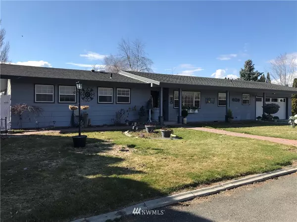 611 S Vanwell AVE, East Wenatchee, WA 98802