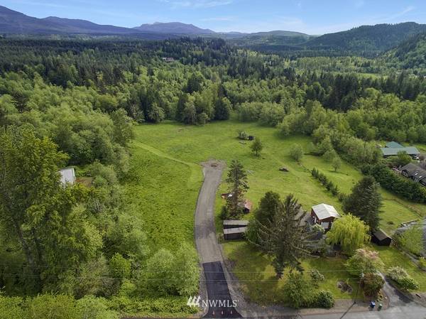 29109 SE 472nd ST, Enumclaw, WA 98022